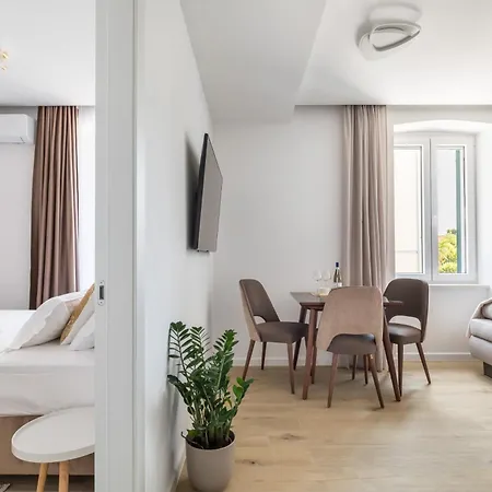 Apartman De Luxe Adriatic 1 & Adriatic 2 *