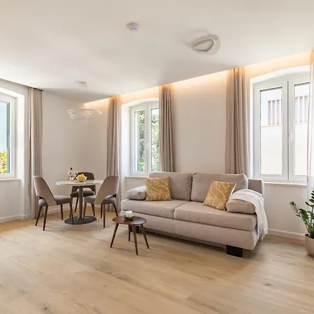 De Luxe Adriatic 1 & Adriatic 2 * Split