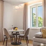 De Luxe Adriatic 1 & Adriatic 2 Apartman *